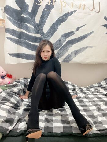 Zzzzm83 新莊張美 Rita