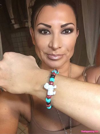 Lisa Marie Varon