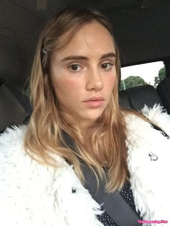 Suki Waterhouse