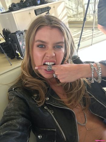 Stella Maxwell